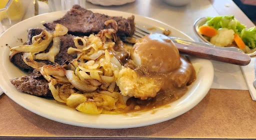Leo's Country Oven